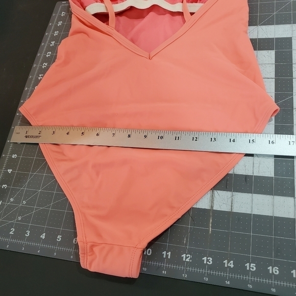 New Kona Sol Peach V-neck One Piece High Back Adjustable Straps Swimsuit Medium - Picture 9 of 11